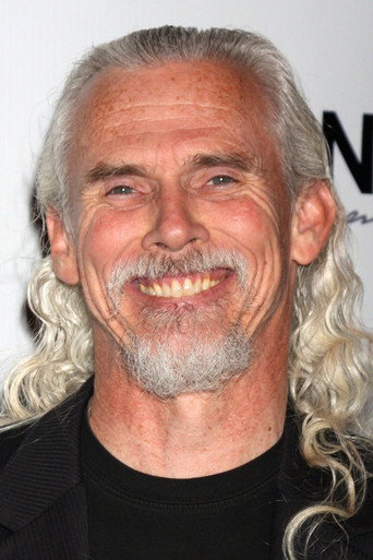 Camden Toy 배우 프로필