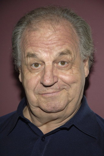 Paul Dooley 배우 프로필